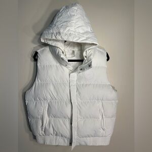 Fabletics Womens White Puffer Vest with Hood